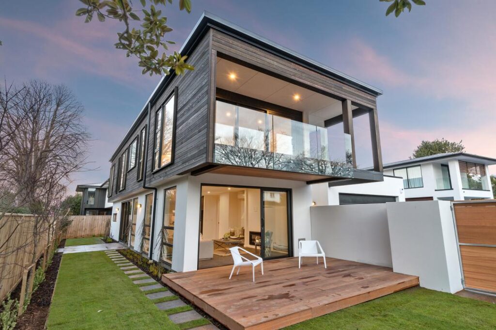 64 Straven Road, Fendalton